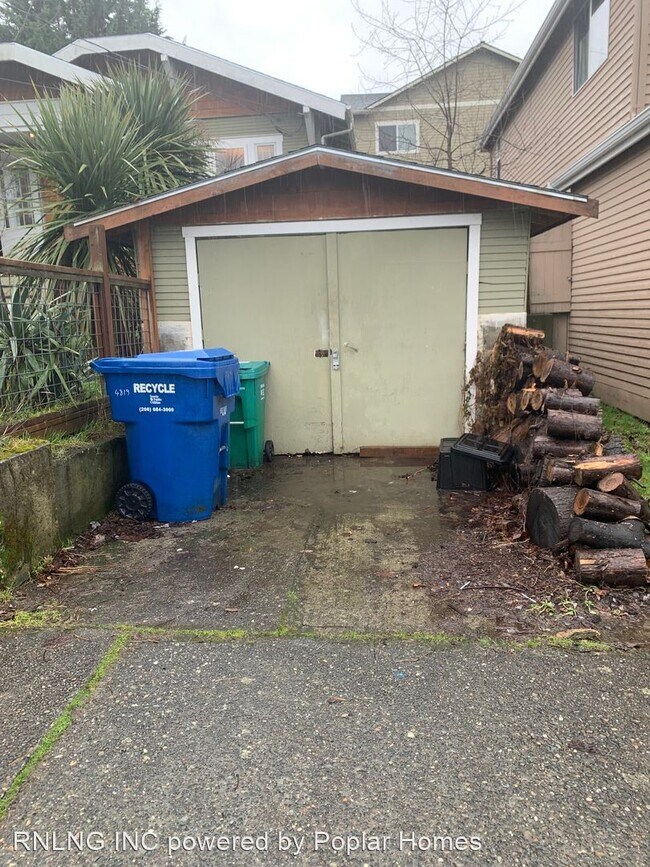 Foto del edificio - 3 br, 2 bath House - 4819 SW Juneau St