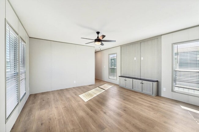 Foto del edificio - 1626 American Dr