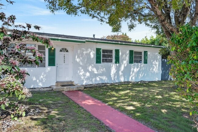 Building Photo - 10325 SW 149th Terrace