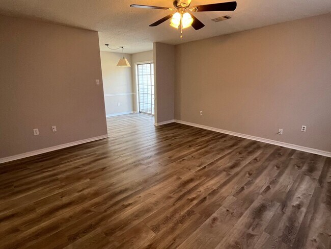 Foto del edificio - 1109 N Louisville Ave