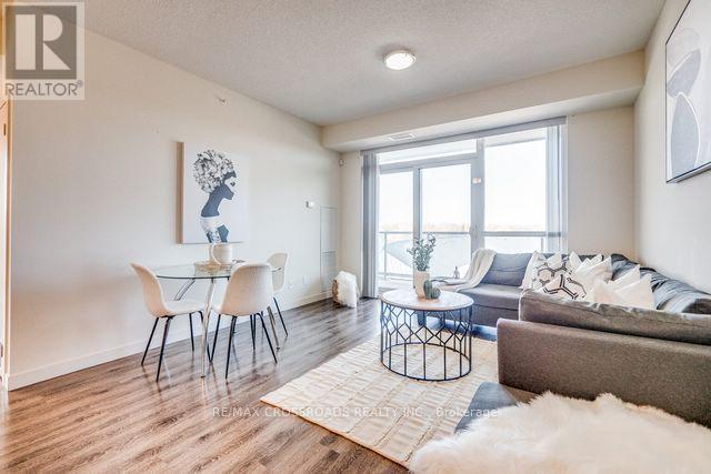 Photo du bâtiment - 2093 Fairview St