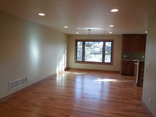 Building Photo - Beautiful home on Anchoria Way FOR RENT