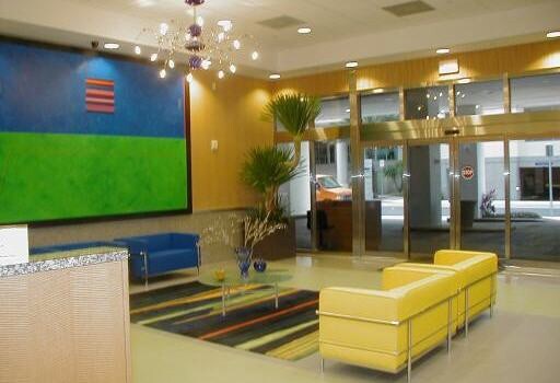Building Photo - 1200 Brickell Bay Dr