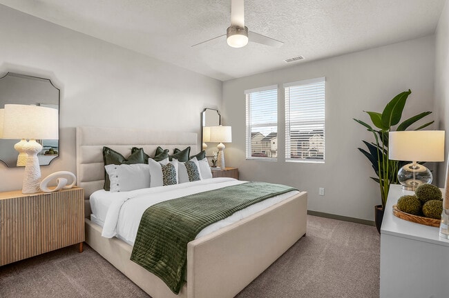 PRIMARY BEDROOM | Valley View Apartments - Valley View