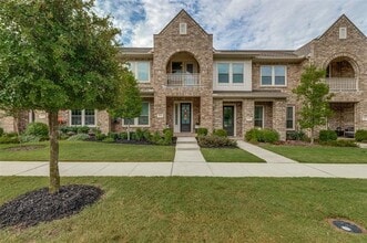 Building Photo - 7245 Sprangletop St