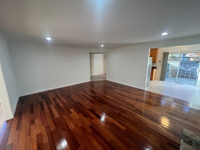 Foto del edificio - 1265-1267 W. Washington Avenue