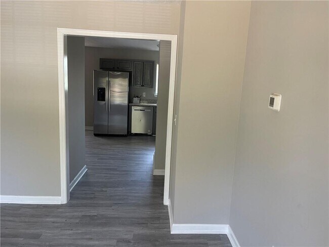 Foto del edificio - 230 Evergreen Trail SE