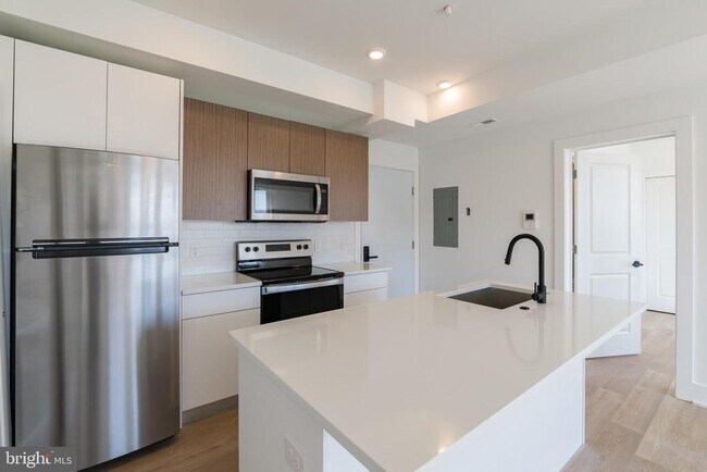 Foto del edificio - 5900 Germantown Ave