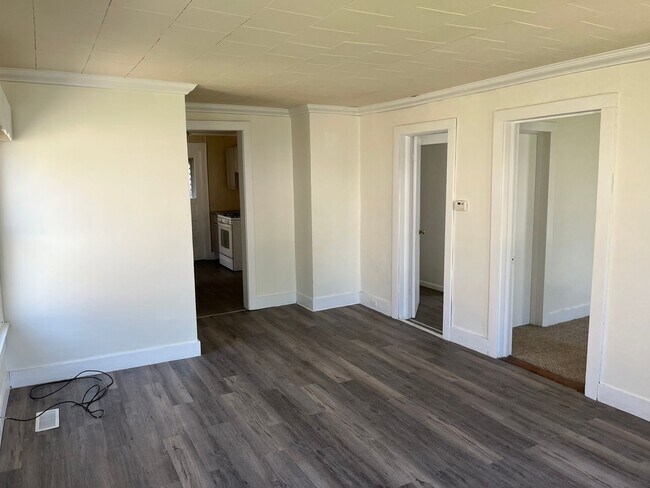 Foto del edificio - 2 Bedroom/1 Bathroom East Peoria Home for ...