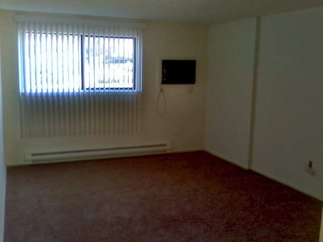 Building Photo - 2355 Greeley Dr