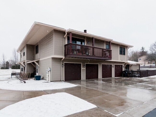Foto del edificio - 5700 Dutch Mill Ct
