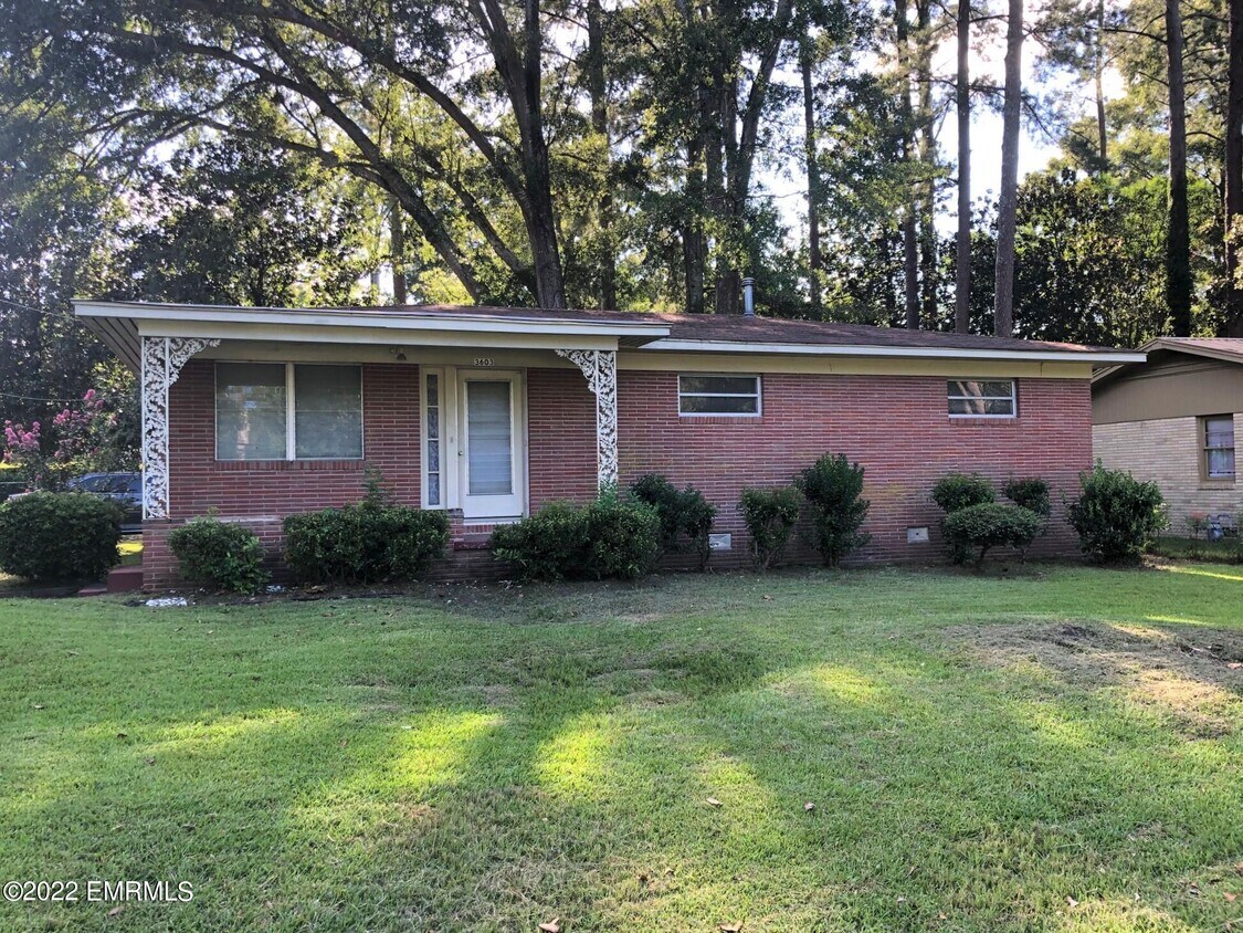 Primary Photo - 3603 35th Ave