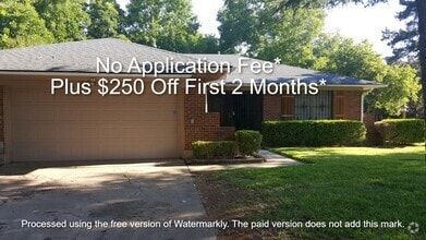 Building Photo - 9243 Rosecliff Dr