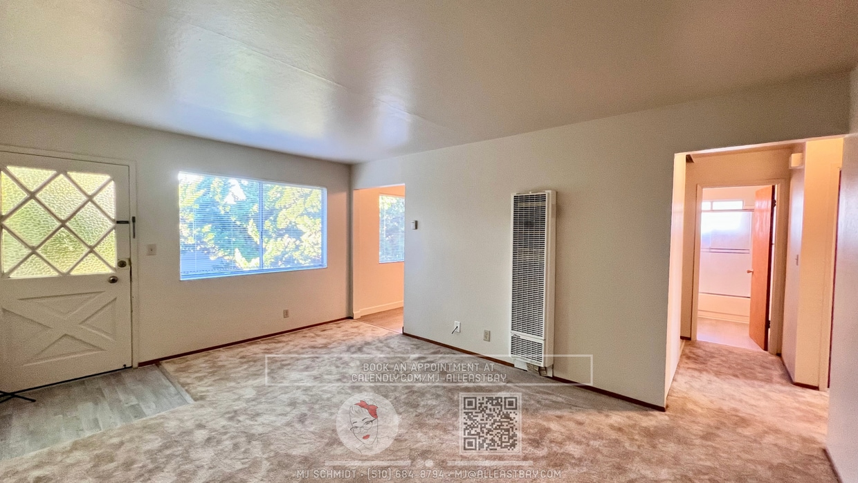 Primary Photo - Spacious top floor 2 bedroom, walking dist...