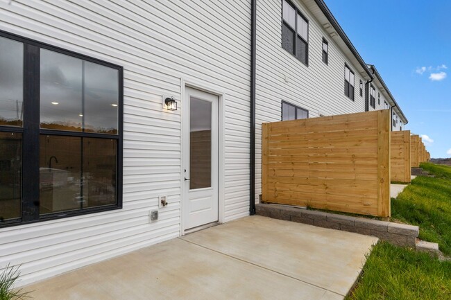 Foto del edificio - 3bd Marigold at Chapman Trace