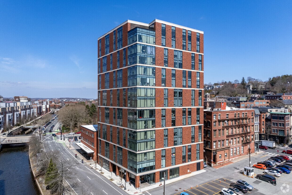 169 Canal St. - FOUND Study College Hill
