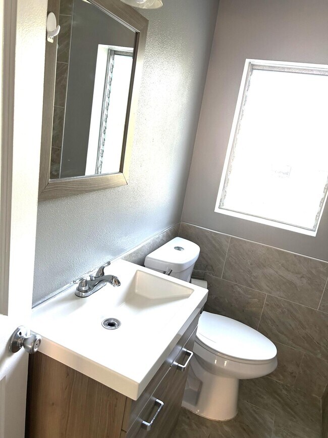 Foto del edificio - 3006 N 25th St