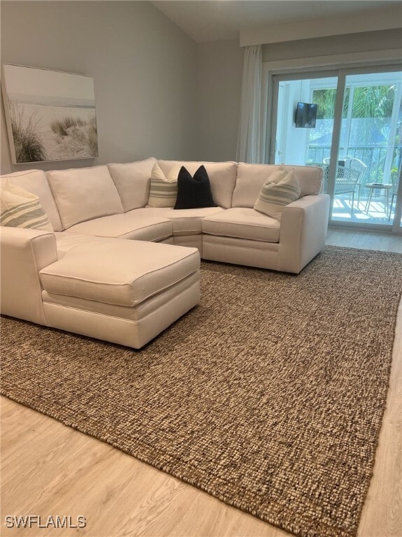 Foto del edificio - 7713 Jewel Ln