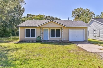 Building Photo - 1007 Plum St