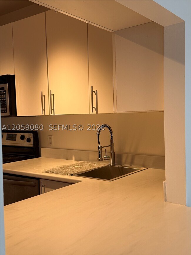 Foto del edificio - 1455 N Treasure Dr
