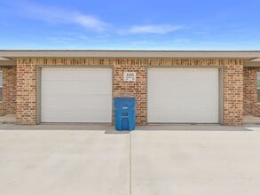 Building Photo - 1125 Caprock St