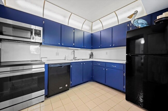 Foto del edificio - 100 Ocean Trail Way