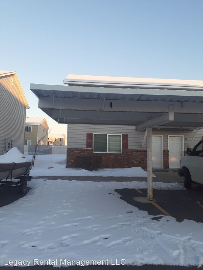 Building Photo - 2 br, 2.5 bath House - 400 Energy Dr. #4