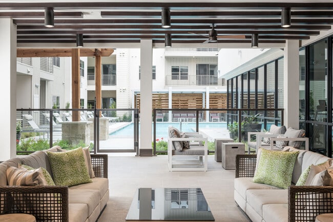 Foto del edificio - Hawthorne House