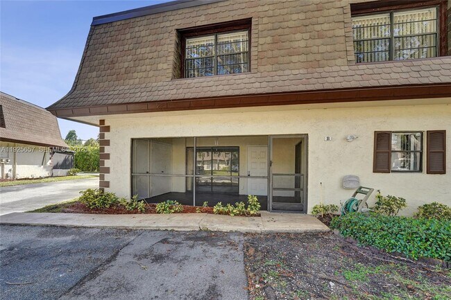 Foto del edificio - 9340 SW 61st Way