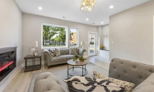 Foto del edificio - 5901 W Erie St