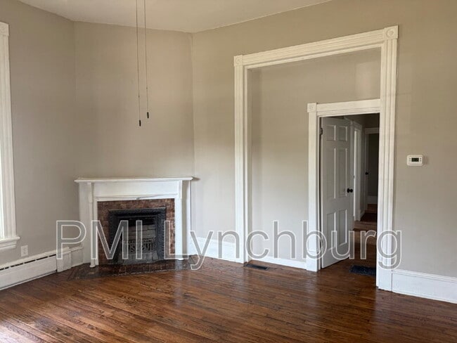 Photo - 922 Floyd St Apartment