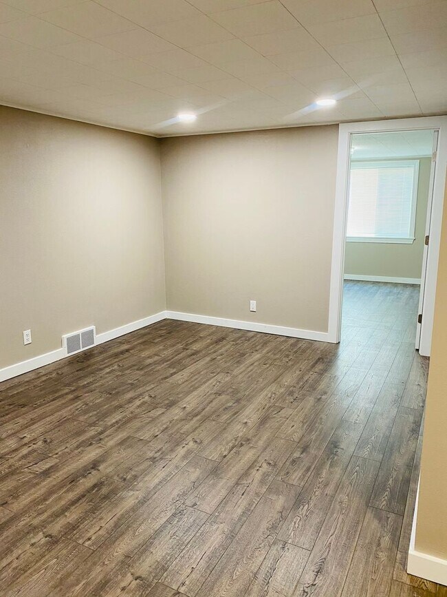 Foto del edificio - Completely Remodeled Northwest Area 3 Bedr...