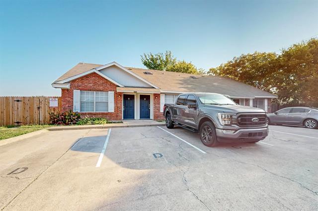 Primary Photo - 309 Kings Way Dr