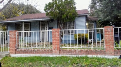 Building Photo - 1323 Lamar St