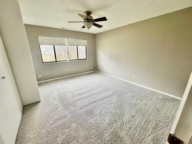 Building Photo - 2658 Sumac St