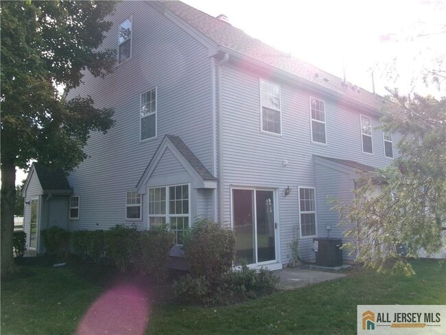 Building Photo - 153 Susan Ct