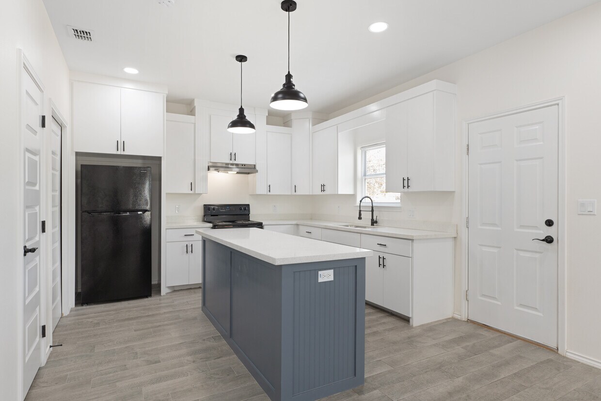 300 Cub Circle Apartments in La Feria, TX