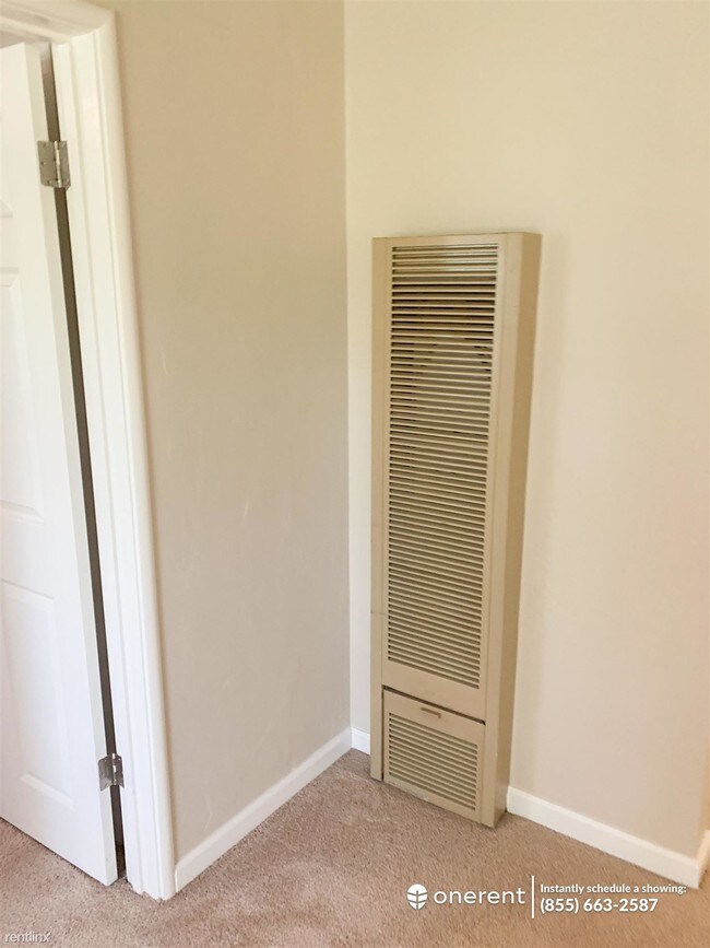 Foto del edificio - 4275 McKellar Ln