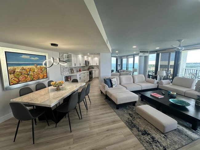 Foto del edificio - 5420 N Ocean Dr