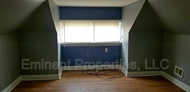 Foto del edificio - 8608 S Kingston Ave