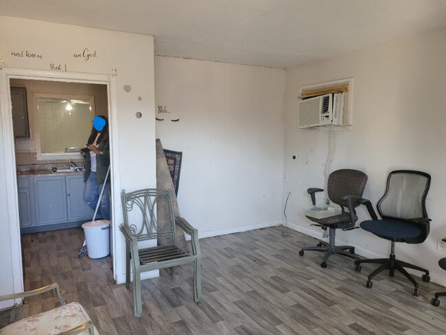 Building Photo - 3551 Lanette Rd