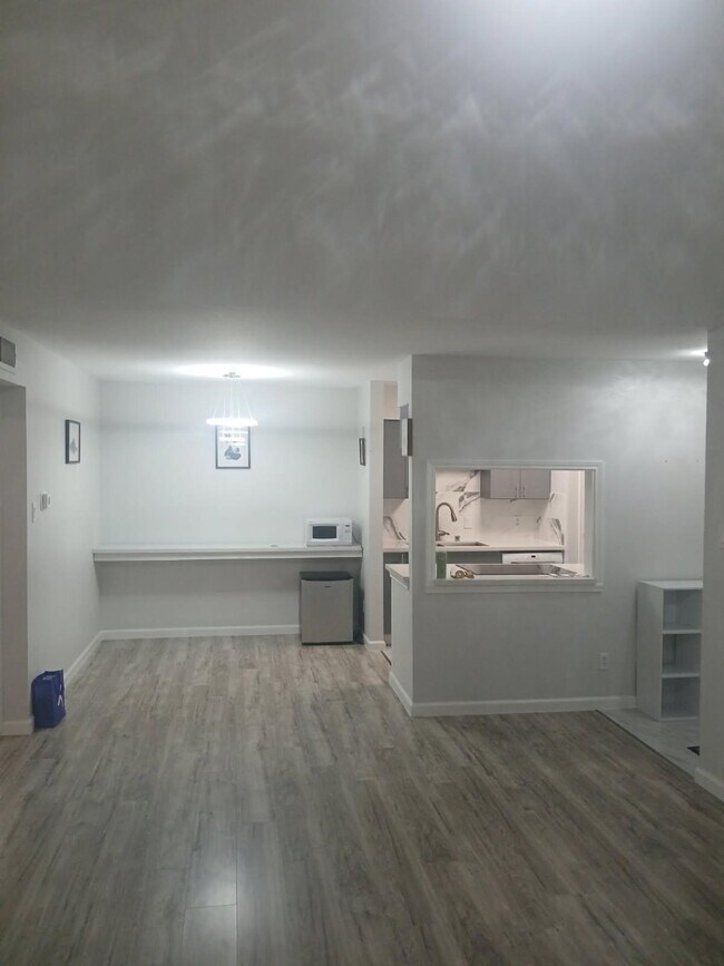 Foto del edificio - 12500 Sandpiper Dr