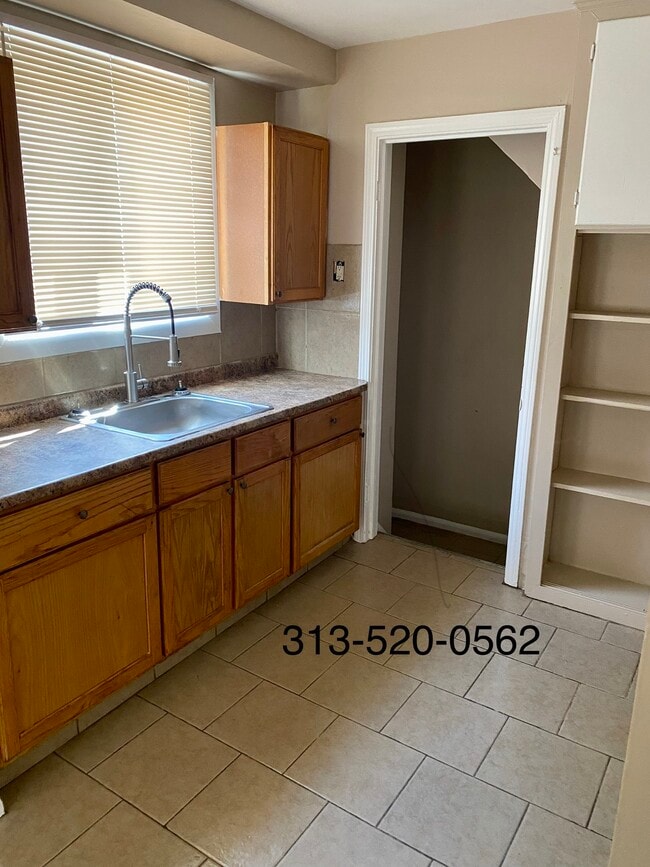 Foto del edificio - 20567 Waltham St