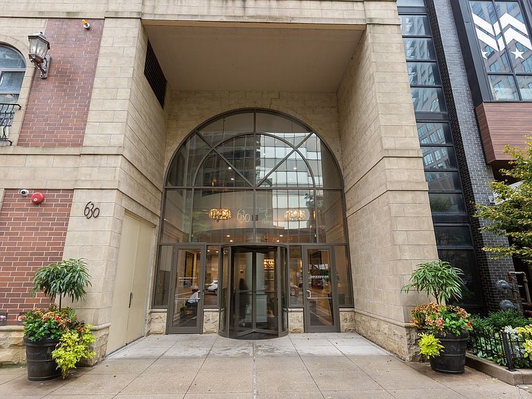 Front of the Building - 630 N State St