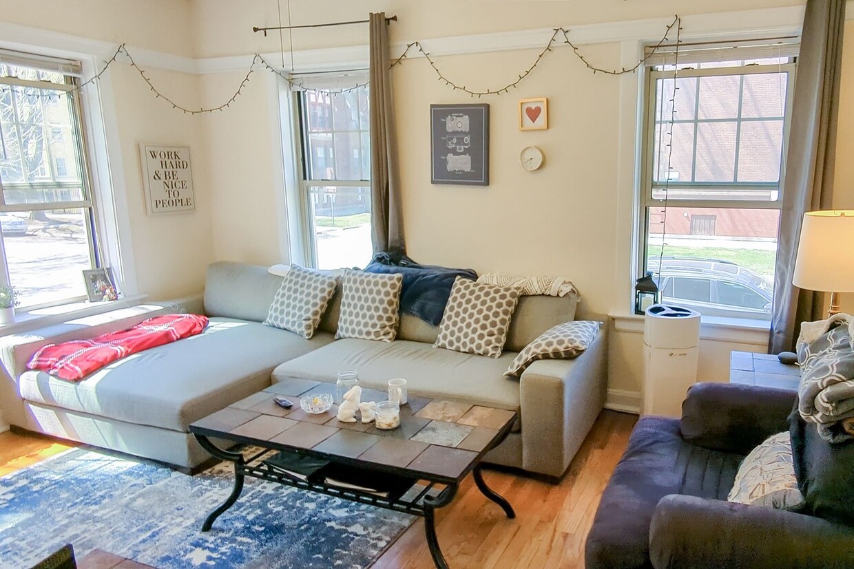 Foto principal - 5103 N Winchester Ave