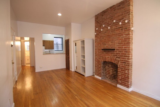 Foto del edificio - 161 W 80th St