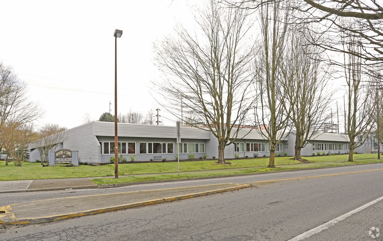 Foto principal - 2600 N Williams Ave