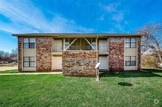 Building Photo - 218 Renfro St