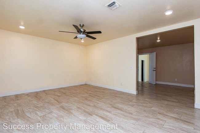 Building Photo - 3 br, 2 bath House - 1706 Las Vegas Street