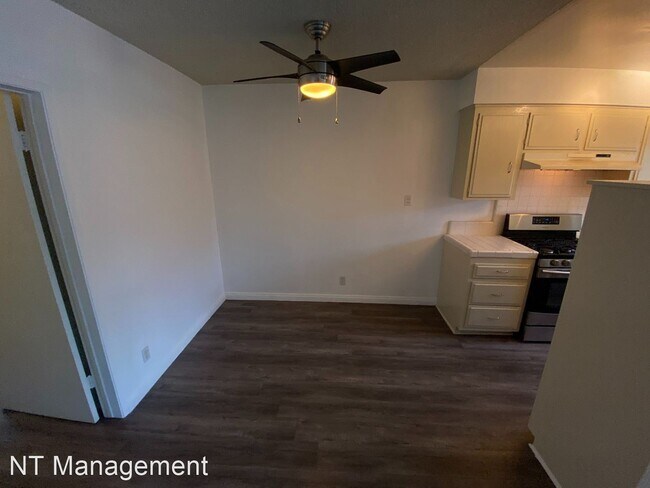 Foto del edificio - 1 br, 1 bath Apartment - 3510 Clarington A...